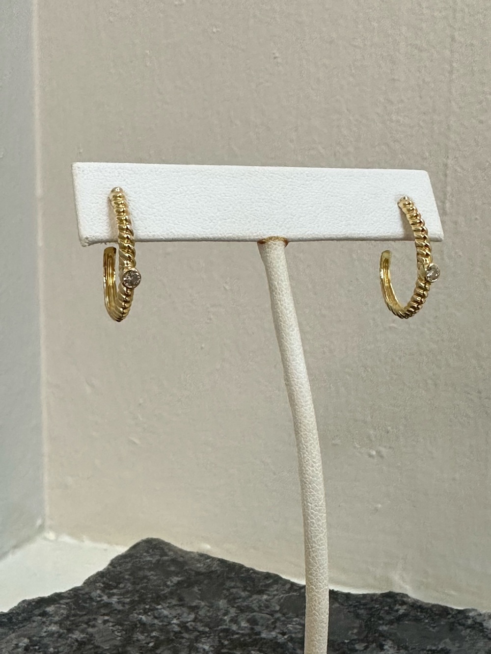 Vintage 14k Yellow Gold and Diamond Earrings
